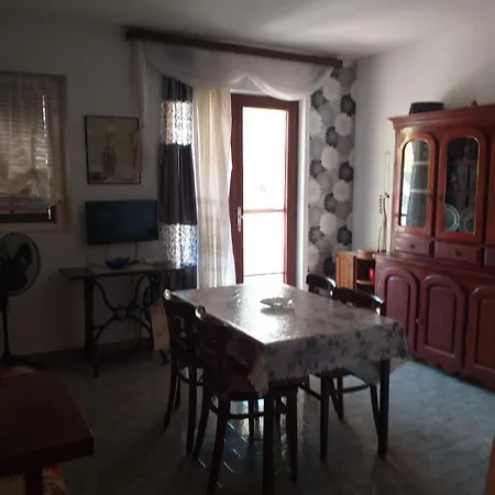 Guest house Antica Komiza