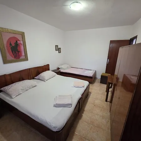 Antica 3*