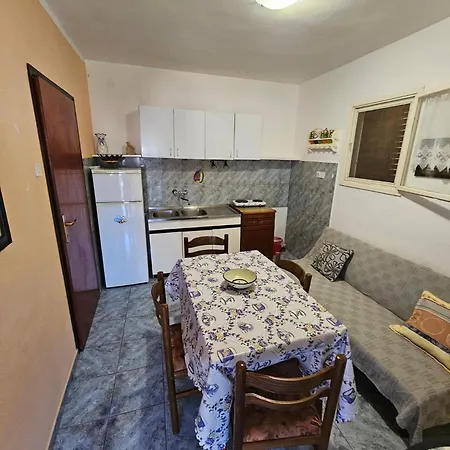 בית הארחה Antica 3*